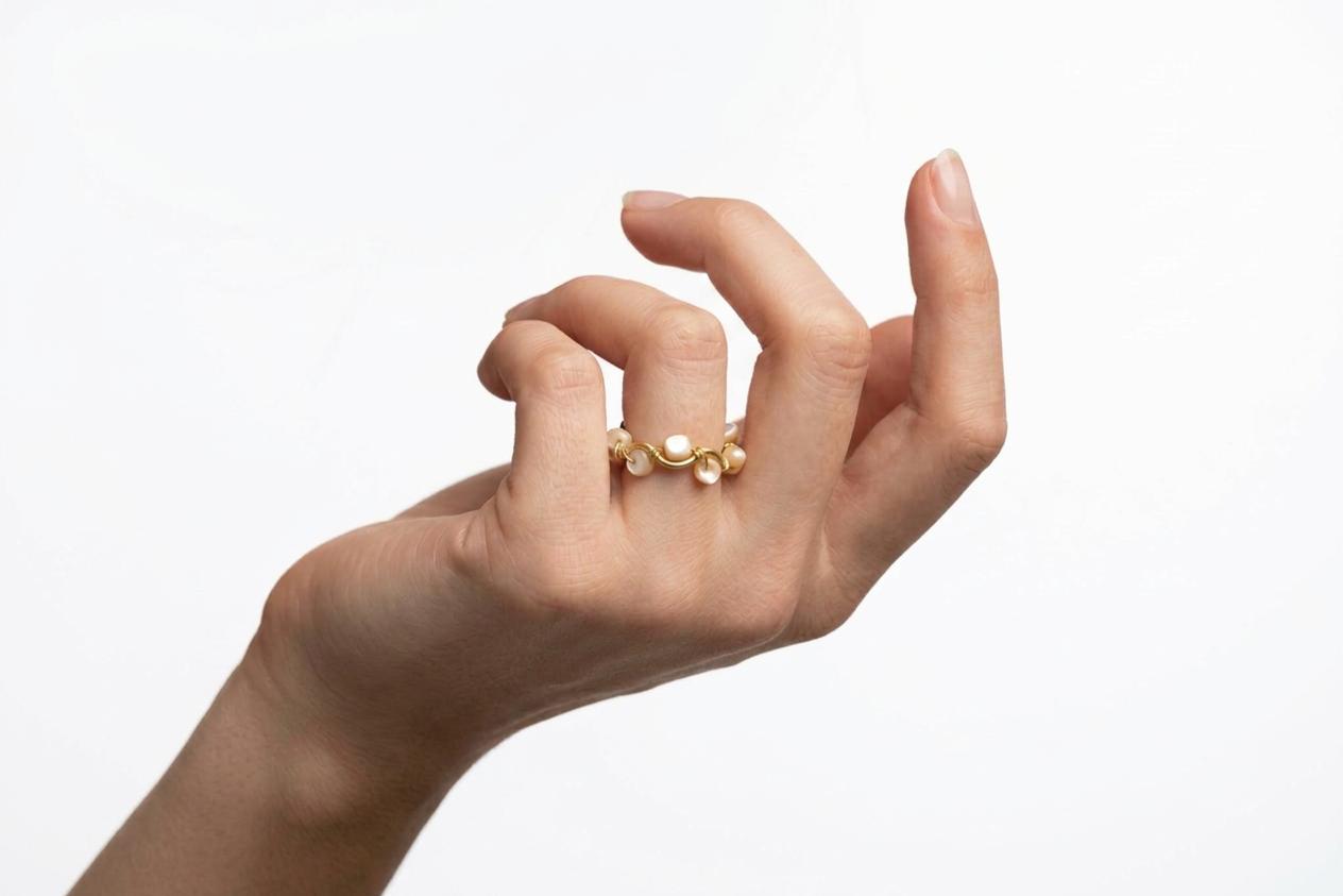 Anillo VEGA